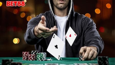 Chia sẻ mẹo chơi poker giúp người chơi có thể chiến thắng