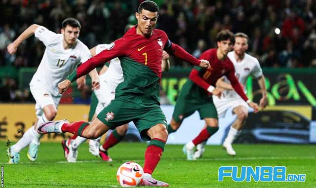 Toàn cảnh Euro 2024: Cập Nhật Thông Tin Về Giải Bóng Đá Lớn Châu Âu 8 Các cầu thủ nổi bật tại vòng loại Euro 2024
